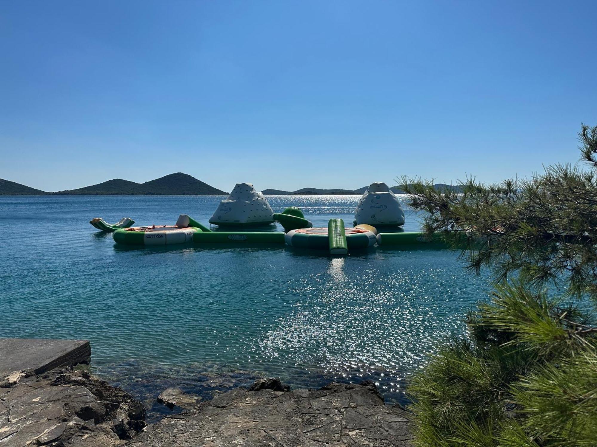 Apartment Mona 1, Fantastischer Meerblick Drage Εξωτερικό φωτογραφία