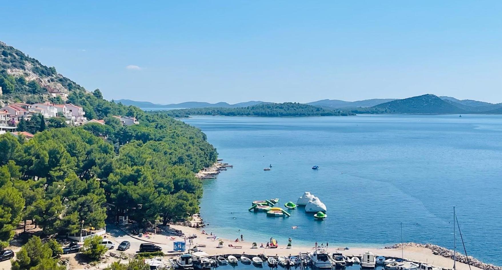 Apartment Mona 1, Fantastischer Meerblick Drage Εξωτερικό φωτογραφία