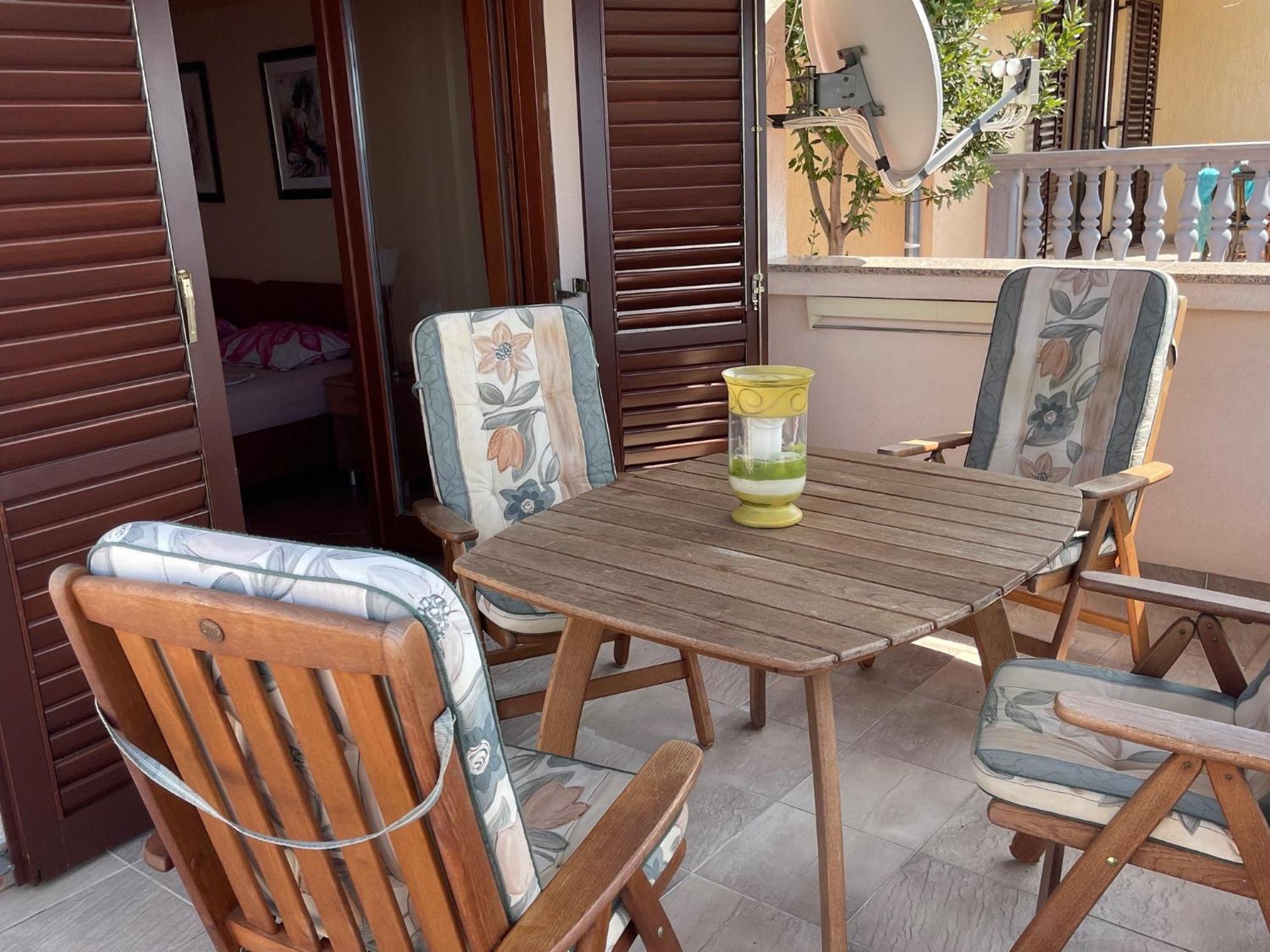 Apartment Mona 1, Fantastischer Meerblick Drage Εξωτερικό φωτογραφία